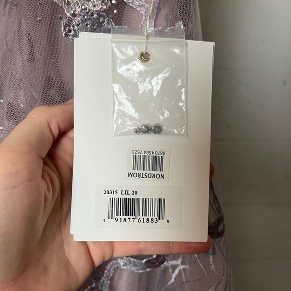 Mac Duggal 20315 Embroidered Cap Sleeve A Line - Picture 10 of 10